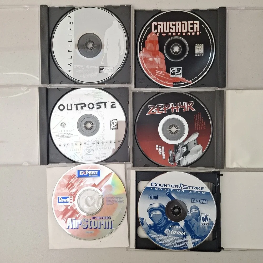 Vintage PC Game Lot of 6, Half-Life 2, Crusader, Outpost 2, Etc., All Excellent